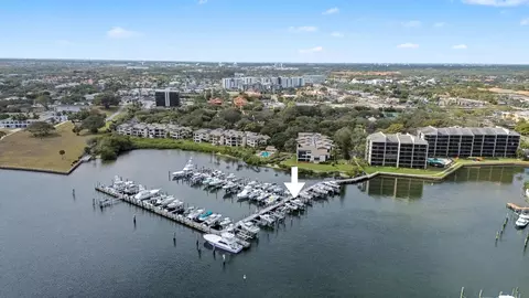 11354 Briarwood W 50ft Slip Pl, North Palm Beach, FL 33408