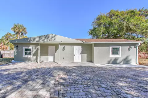 404 N 38 St, Fort Pierce, FL 34947