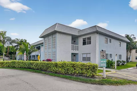 9780 Marina Blvd #425, Boca Raton, FL 33428