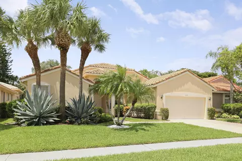 6565 Garde Rd, Boynton Beach, FL 33472