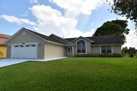 1654 SW Lexington Dr, Port Saint Lucie, FL 34953