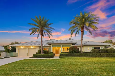 701 NW 7th St, Delray Beach, FL 33444