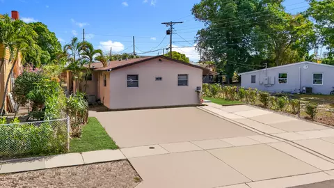 4804 Garden Ave, West Palm Beach, FL 33405