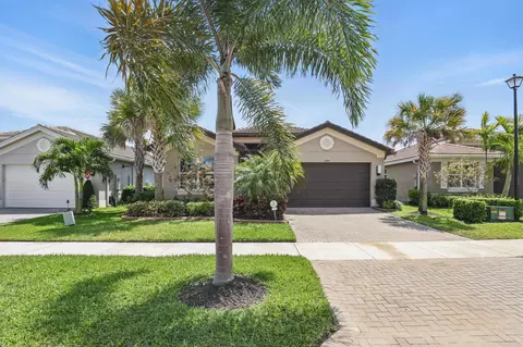 11104 SW Carriage Hill Ln, Port Saint Lucie, FL 34987