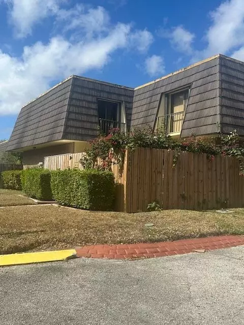 4624 Cherry, West Palm Beach, FL 33417