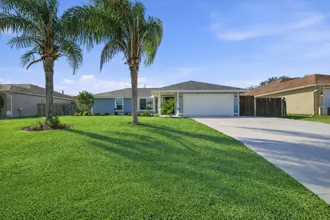1482 SW Dow Ln, Port Saint Lucie, FL 34953