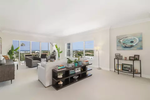 400 Seasage Dr #806, Delray Beach, FL 33483