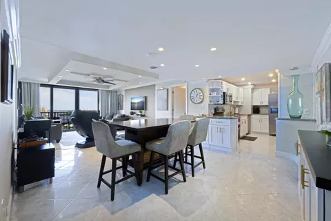 5600 N Flagler Dr #1906, West Palm Beach, FL 33407