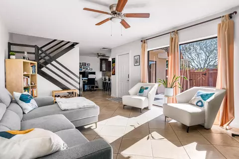 2889 SW 11th Pl, Deerfield Beach, FL 33442