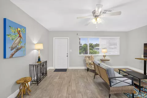 Entry Way - 2248 NE 37th St, Lighthouse Point, FL 33064 photo 2 of 2