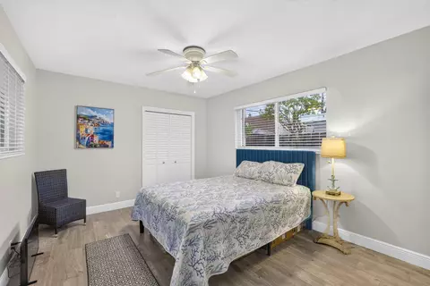 Bedroom - 2248 NE 37th St, Lighthouse Point, FL 33064 photo 3 of 9