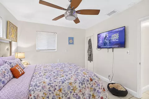 Bedroom - 2248 NE 37th St, Lighthouse Point, FL 33064 photo 7 of 9