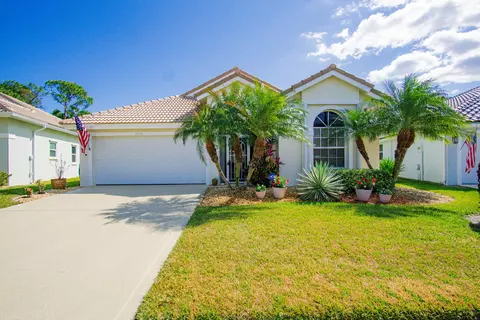 4828 SE Mariner Village Ln, Stuart, FL 34997
