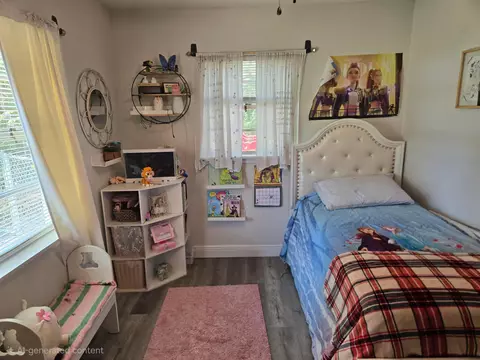 Bedroom - 211 NE 3rd Ter, Williston, FL 32696 photo 6 of 8