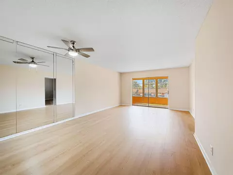 9374 SW Sw 3rd Street St #714, Boca Raton, FL 33428
