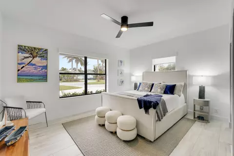 Bedroom - 4290 SE Whiticar Way, Stuart, FL 34997 photo 6 of 7