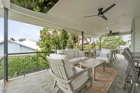 Exterior - 4290 SE Whiticar Way, Stuart, FL 34997 photo 4 of 10