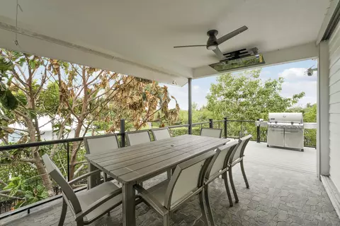 Exterior - 4290 SE Whiticar Way, Stuart, FL 34997 photo 6 of 10
