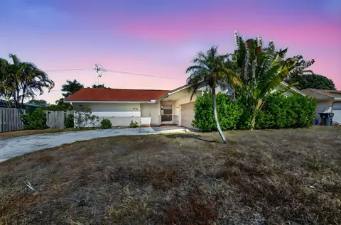 1321 Wyndcliff Dr, Wellington, FL 33414