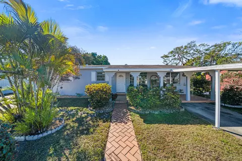 10730 SW 151st St, Miami, FL 33176