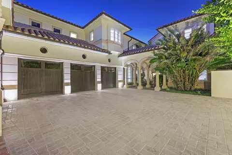 361 Mizner Lake Estates Dr, Boca Raton, FL 33432