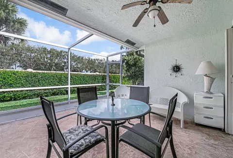 8482 Logia Cir, Boynton Beach, FL 33472