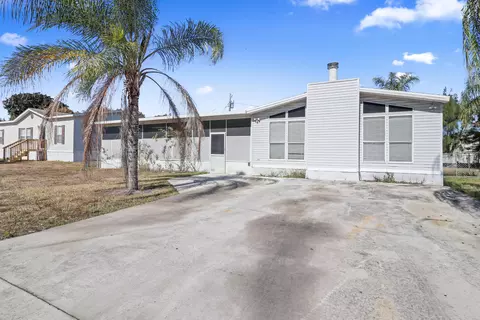 2671 SE Janet St, Stuart, FL 34997