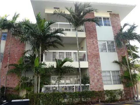 2424 SE 17th St #103-B, Fort Lauderdale, FL 33316