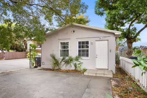 617 N H St, Lake Worth Beach, FL 33460