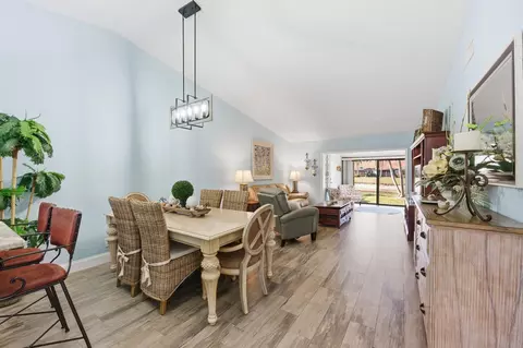 705 Sunny Pine Way #H, Greenacres, FL 33415