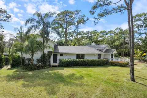 13600 54th N, The Acreage, FL 33411