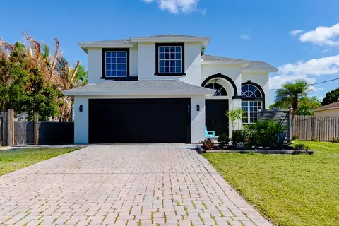 677 NW Marion Ave, Port Saint Lucie, FL 34983