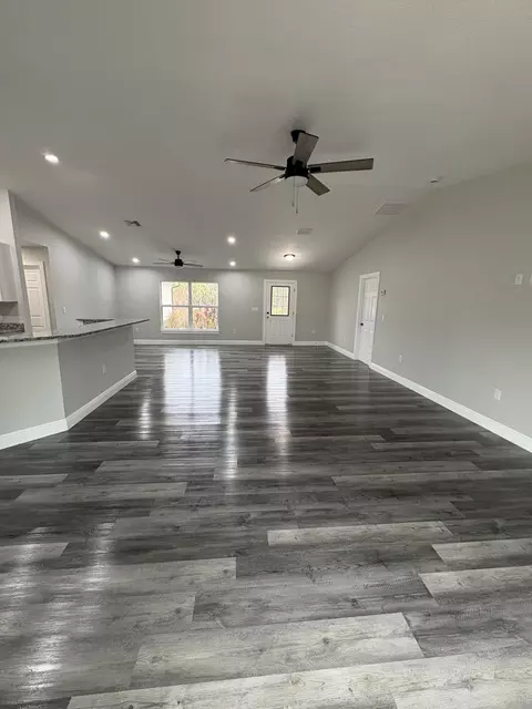 Living - 2897 NW 37th Ave, Okeechobee, FL 34972 photo 1 of 3
