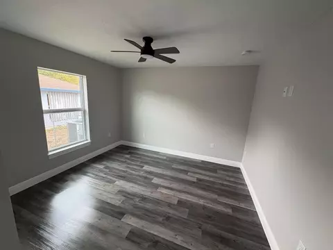 Bedroom - 2897 NW 37th Ave, Okeechobee, FL 34972 photo 2 of 3