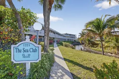 1221 Hillsboro Mile #23A, Hillsboro Beach, FL 33062