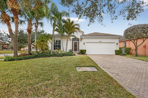 10672 SW Gingermill Dr, Port Saint Lucie, FL 34987