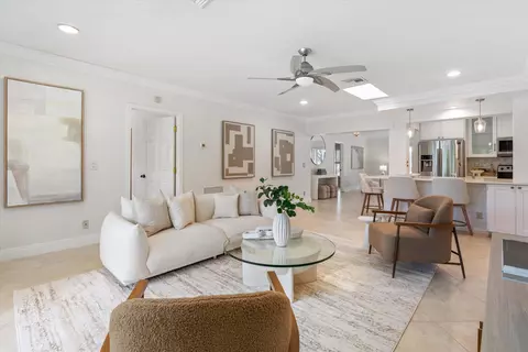 1041 SW 7th St, Boca Raton, FL 33486