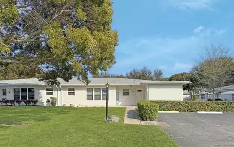 7376 W Oakridge Cir #C, Lantana, FL 33462