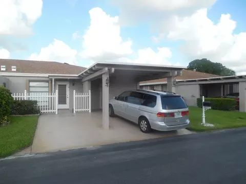 6792 Moonlit Dr, Delray Beach, FL 33446