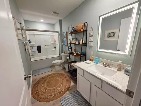 Bath - 33 Windsor Ln, Saint Augustine, FL 32084 photo 2 of 4