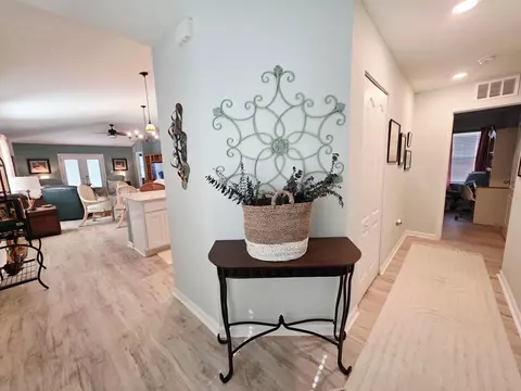 Entry Way - 33 Windsor Ln, Saint Augustine, FL 32084 photo 1 of 4
