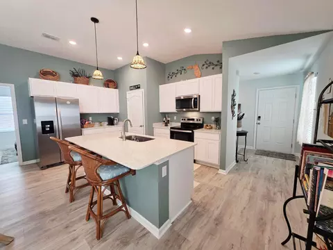 Kitchen - 33 Windsor Ln, Saint Augustine, FL 32084 photo 2 of 5