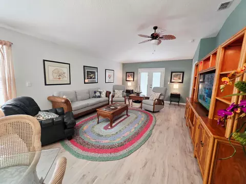 Living - 33 Windsor Ln, Saint Augustine, FL 32084 photo 1 of 5