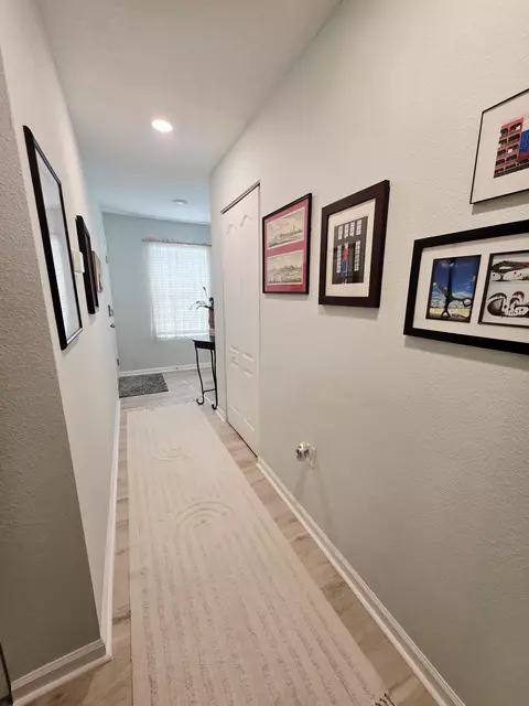 Entry Way - 33 Windsor Ln, Saint Augustine, FL 32084 photo 2 of 4
