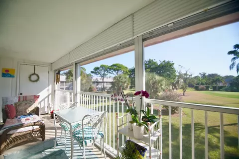 18081 SE Country Club Dr #289, Jupiter, FL 33469