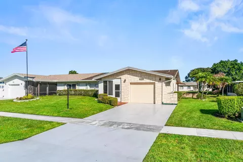 6281 Dusenburg Rd, Delray Beach, FL 33484