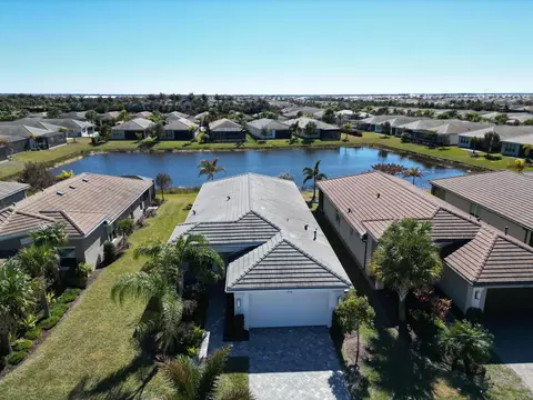 13246 SW Blue River Rd, Port Saint Lucie, FL 34987