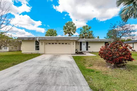 6307 NW 71 St Ave, Tamarac, FL 33321