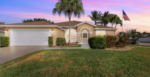 6225 Terra Rosa Cir, Boynton Beach, FL 33472