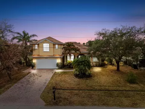 2334 SW Webster Ln, Port Saint Lucie, FL 34953
